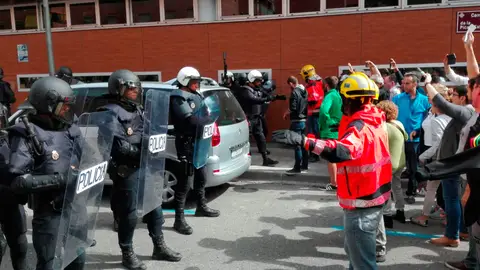 La Policía Nacional en una manifestación en Cataluña La Policía Nacional en una manifestación en Cataluña