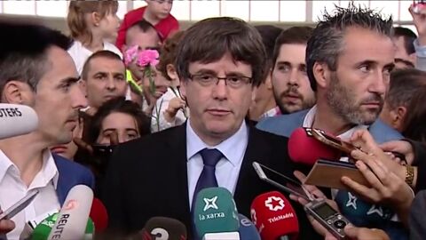 Puigdemont: "Es evidente el uso injustificado e irresponsable de la violencia por parte del Estado espa&ntilde;ol"