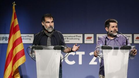 El presidente de la ANC, Jordi S&aacute;nchez y el de Omnium Cultural, Jordi Cuixart
