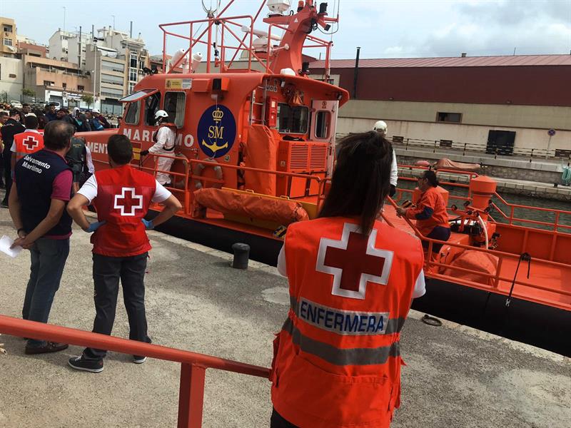 Llegan 118 personas en once pateras a las costas murcianas en apenas 15 horas Llegan 118 personas en once pateras a las costas murcianas en apenas 15 horas
