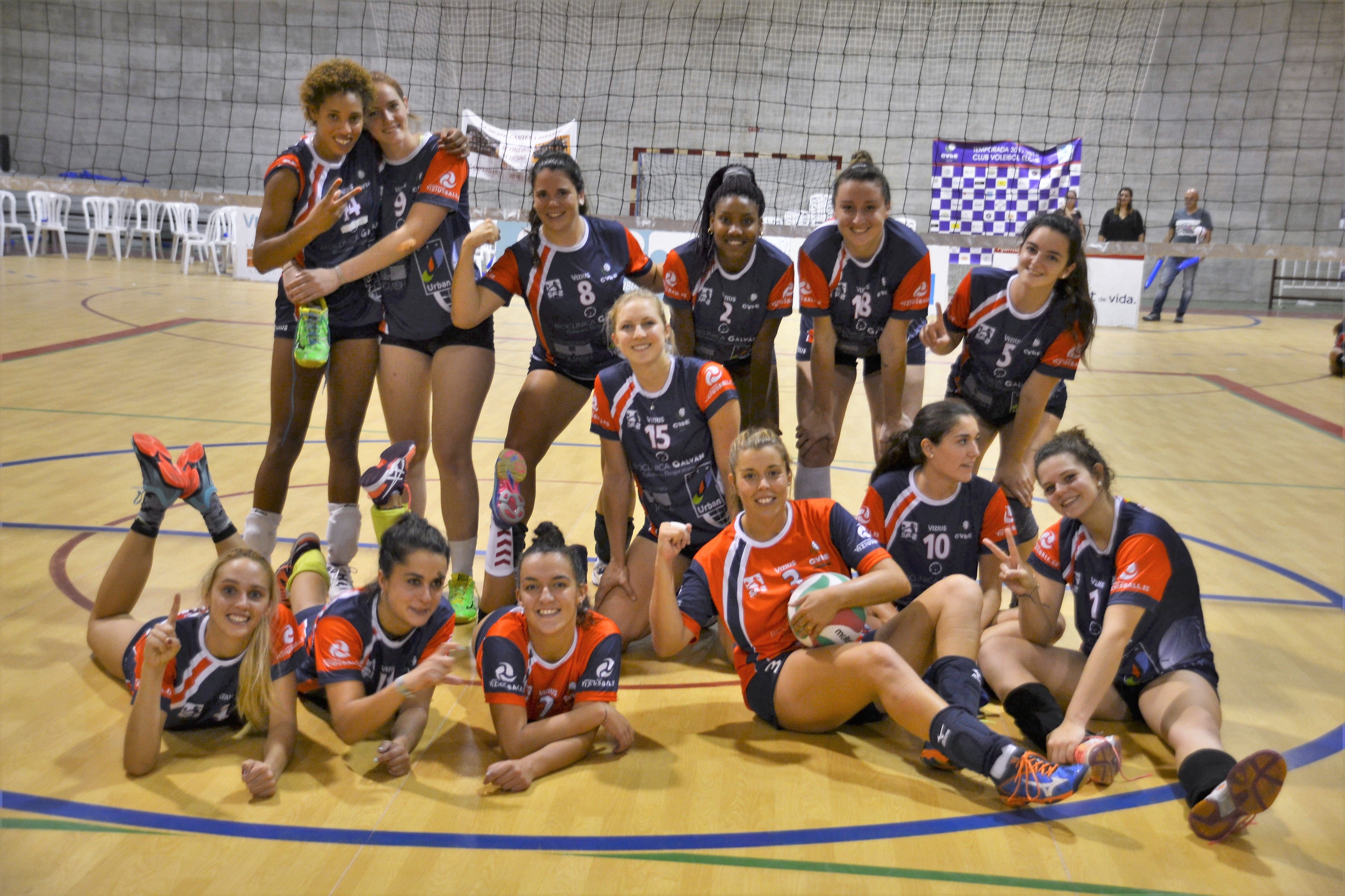 El Elche Viziusport sigue al frente de la tabla tras vencer al Algar Surmenor El Elche Viziusport sigue al frente de la tabla tras vencer al Algar Surmenor