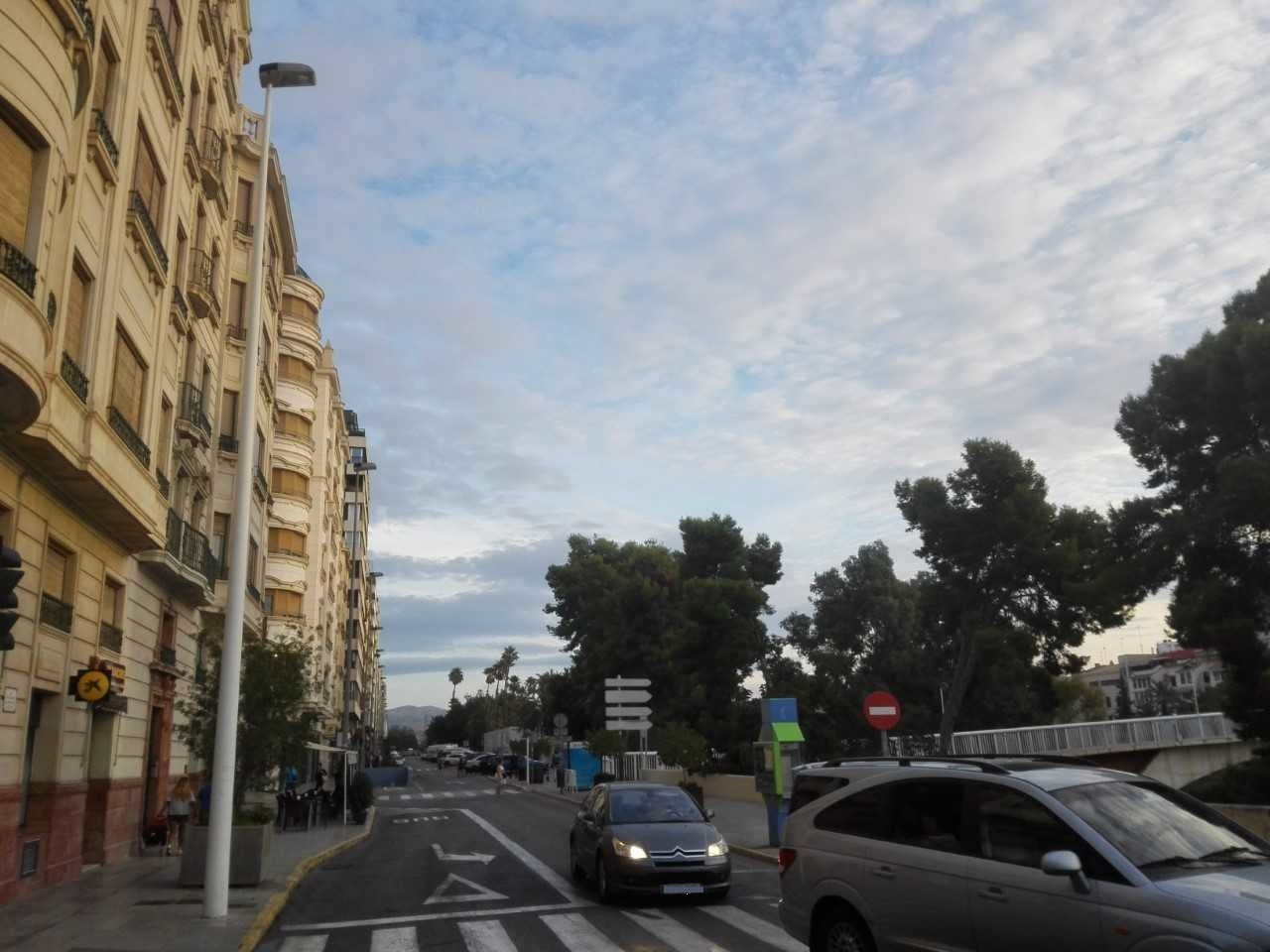 Noviembre se despide de Elche, Crevillent y Santa Pola con nubosidad en aumento en la tarde de este miércoles Noviembre se despide de Elche, Crevillent y Santa Pola con nubosidad en aumento en la tarde de este miércoles