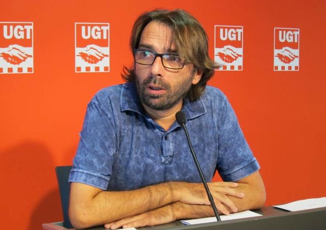 Camil Ros: "No son responsables los policías, son los políticos que dieron la orden de actuar" Camil Ros: "No son responsables los policías, son los políticos que dieron la orden de actuar"