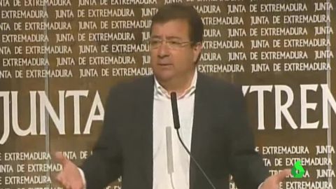 Guillermo Fernández Vara, durante una comparecencia