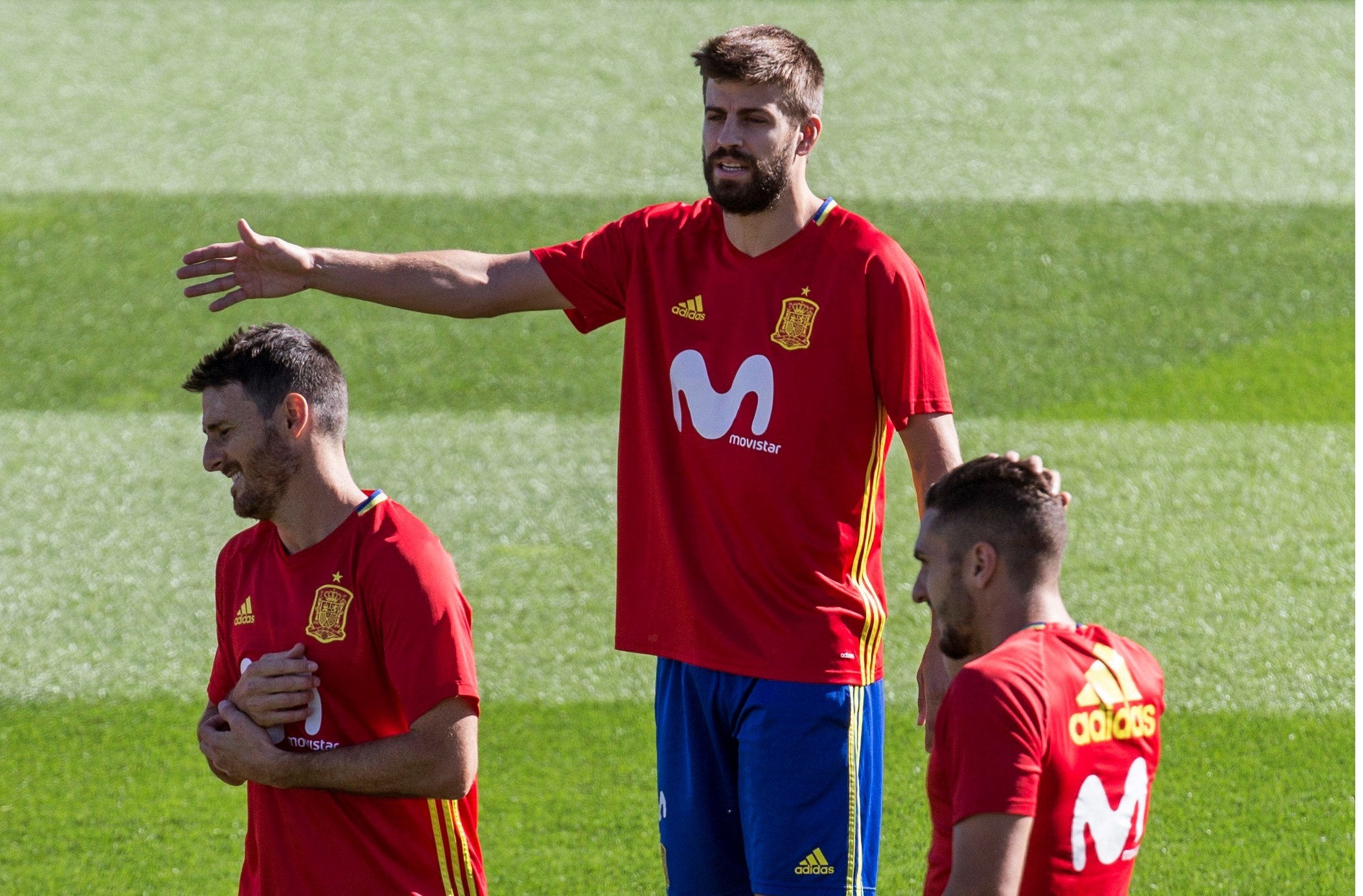 Odriozola, sobre los gritos a Piqué: "Los insultos están siempre fuera de lugar" Odriozola, sobre los gritos a Piqué: "Los insultos están siempre fuera de lugar"
