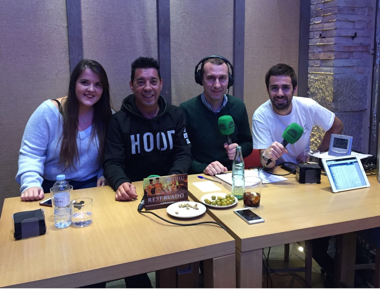 De tu blusa y tu bandera. 06/10/2017 De tu blusa y tu bandera. 06/10/2017