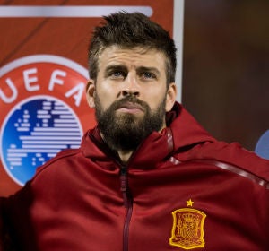 Piqué, con España Piqué, con España