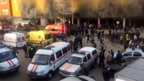 Incendio en un centro comercial cerca de Mosc&uacute;