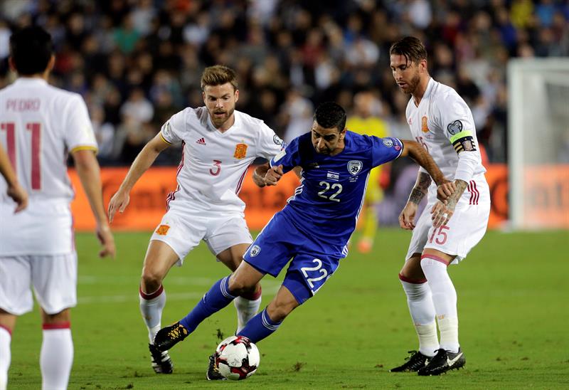 Un golazo de Illarramendi da a España la victoria ante Israel Un golazo de Illarramendi da a España la victoria ante Israel