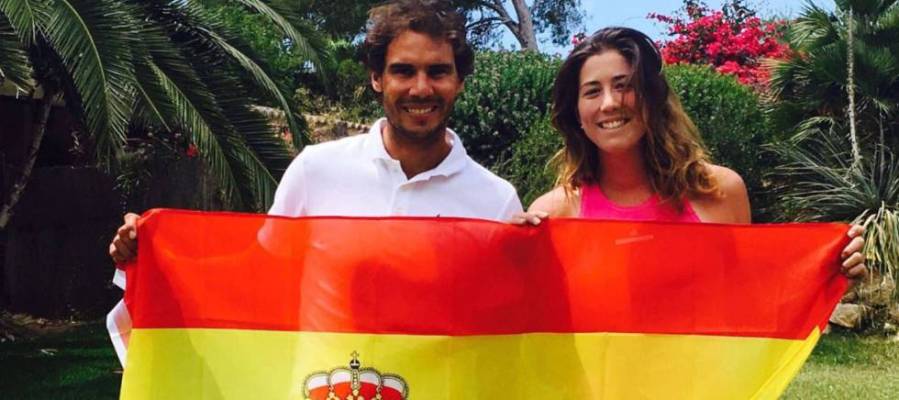 Muguruza y Nadal posaron con la bandera de España en el US Open Muguruza y Nadal posaron con la bandera de España en el US Open