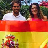 Muguruza y Nadal posaron con la bandera de España en el US Open Muguruza y Nadal posaron con la bandera de España en el US Open