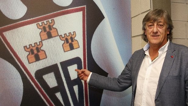 Enrique Martín: "No somos más ni menos que nadie y vamos a ver hasta dónde llegamos" Enrique Martín: "No somos más ni menos que nadie y vamos a ver hasta dónde llegamos"