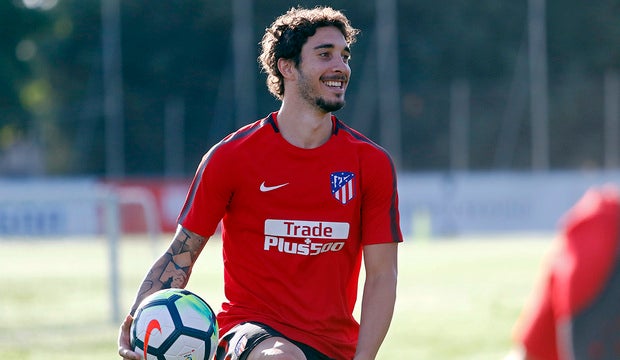 El Atlético de Madrid y Vrsaljko, a la espera de una oferta por el futbolista para su salida del club El Atlético de Madrid y Vrsaljko, a la espera de una oferta por el futbolista para su salida del club