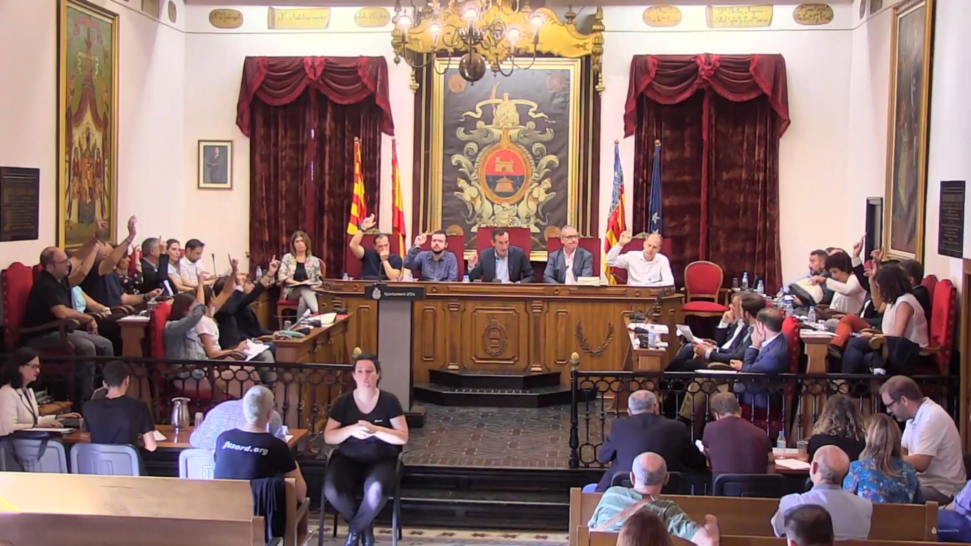 El Pleno Municipal de Elche aprueba la rebaja del impuesto de vehículos en un 7% en 2018 El Pleno Municipal de Elche aprueba la rebaja del impuesto de vehículos en un 7% en 2018