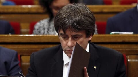 Carles Puigdemont en el Parlament