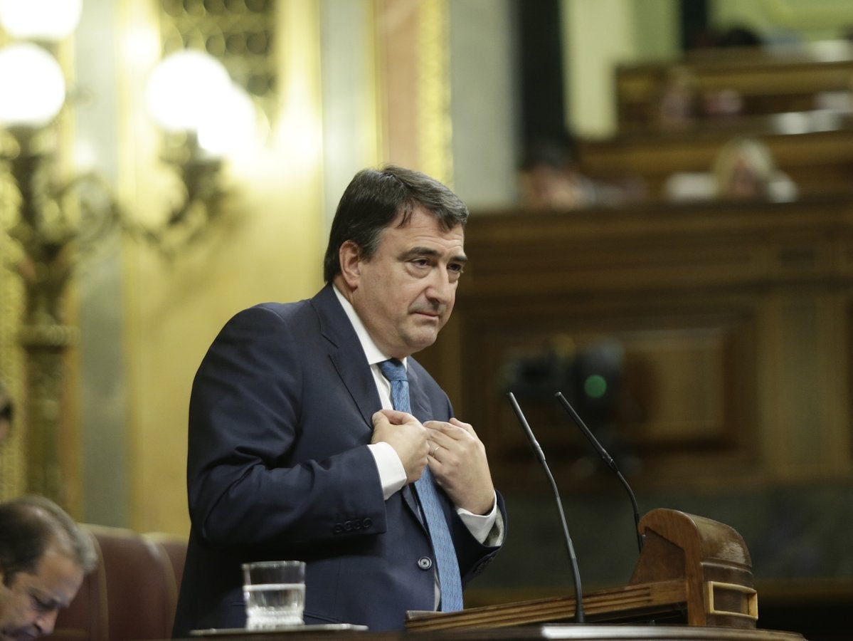 El PNV pide "replantear la supervisión de los jueces y sus sentencias", tras la sentencia de La Manada El PNV pide "replantear la supervisión de los jueces y sus sentencias", tras la sentencia de La Manada
