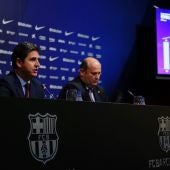 A la derecha, Óscar Grau, director ejecutivo del Barça