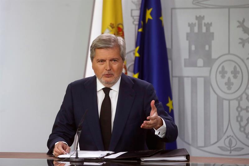 Méndez de Vigo pide rectificar a 'The Times' por malinterpretar sus palabras sobre Cataluña Méndez de Vigo pide rectificar a 'The Times' por malinterpretar sus palabras sobre Cataluña