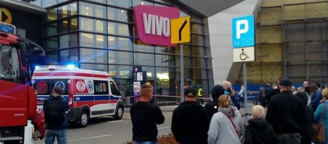 Un muerto y diez heridos tras un ataque con cuchillo en un centro comercial de Polonia Un muerto y diez heridos tras un ataque con cuchillo en un centro comercial de Polonia