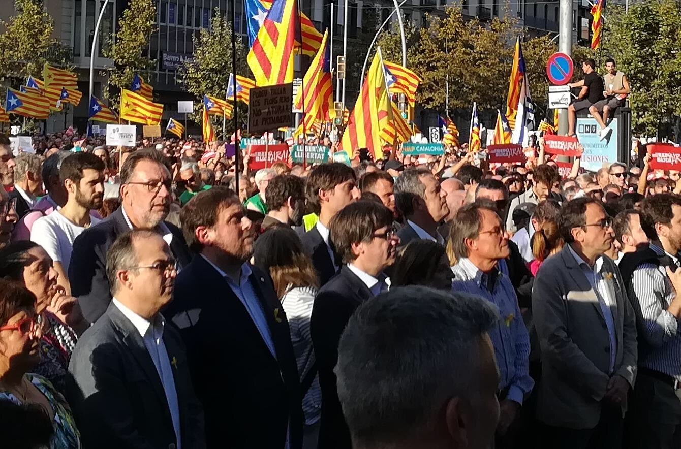 El epílogo de Julián Cabrera: "La valentía de algunos termina donde empieza su hipoteca" El epílogo de Julián Cabrera: "La valentía de algunos termina donde empieza su hipoteca"