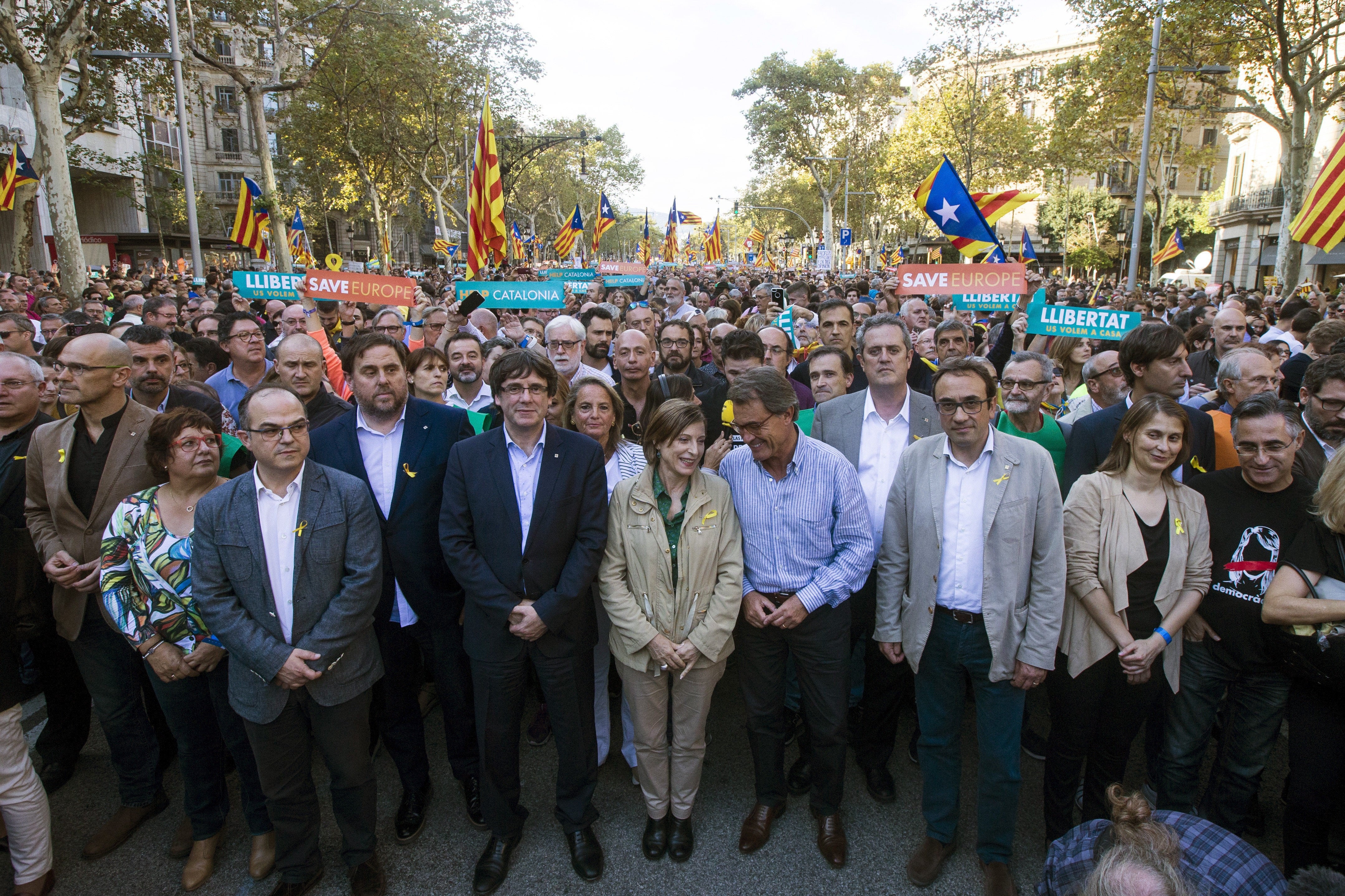 La Brújula de la economía: ¿Qué pasará con empleados públicos que solo acaten lo que dice el Govern? La Brújula de la economía: ¿Qué pasará con empleados públicos que solo acaten lo que dice el Govern?