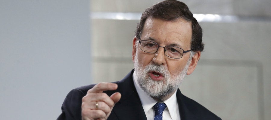 El presidente del gobierno Mariano Rajoy compareció para explicar la aplicación del Artículo 155 de la Costitución El presidente del gobierno Mariano Rajoy compareció para explicar la aplicación del Artículo 155 de la Costitución