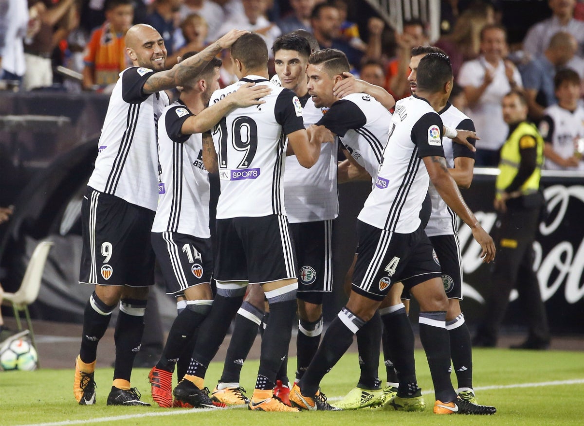 Valencia 4 - 0 Sevilla | El Valencia arrolla en Mestalla Valencia 4 - 0 Sevilla | El Valencia arrolla en Mestalla