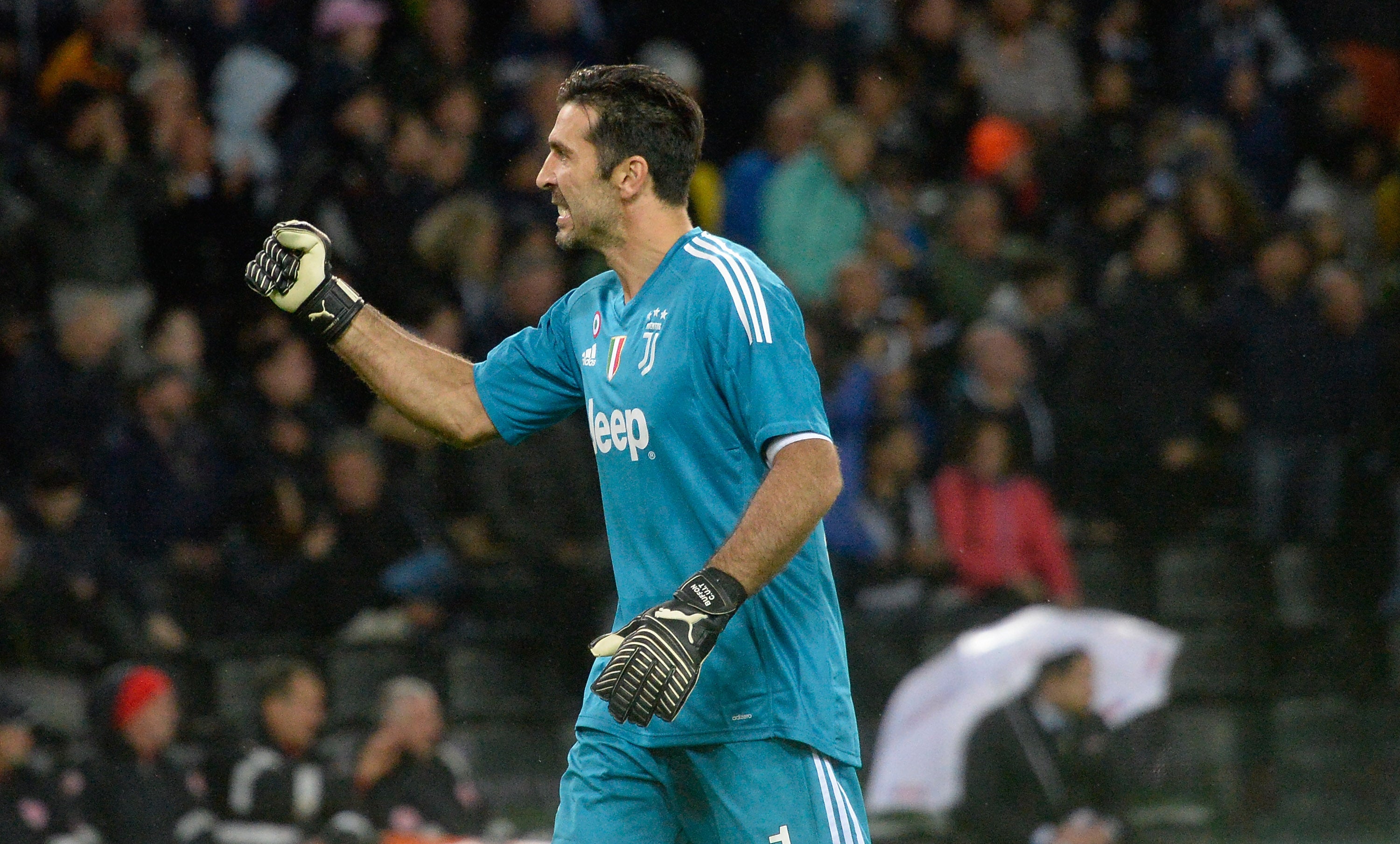 El PSG estudia el fichaje de Buffon, según 'L'Equipe' El PSG estudia el fichaje de Buffon, según 'L'Equipe'