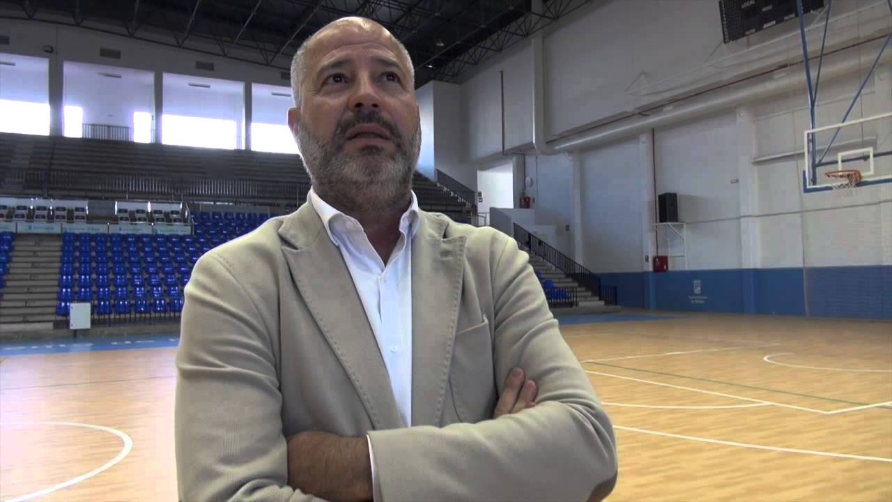 Dura crítica de Javier Imbroda a Guardiola: "Escucharle hablar de democracia es como escuchar a Falete hablar de dieta mediterránea" Dura crítica de Javier Imbroda a Guardiola: "Escucharle hablar de democracia es como escuchar a Falete hablar de dieta mediterránea"