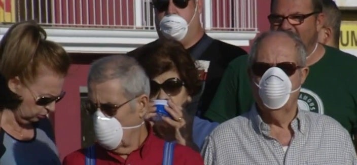 Modesto González: "Es una inquietud permanente, pasan los días y no se encuentras los causantes de los gases tóxicos" Modesto González: "Es una inquietud permanente, pasan los días y no se encuentras los causantes de los gases tóxicos"