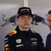 Jos Verstappen dialoga con su hijo Max Jos Verstappen dialoga con su hijo Max