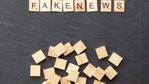 El problema de los algoritmos: Google inserta publicidad de noticias falsas en webs antibulos El problema de los algoritmos: Google inserta publicidad de noticias falsas en webs antibulos