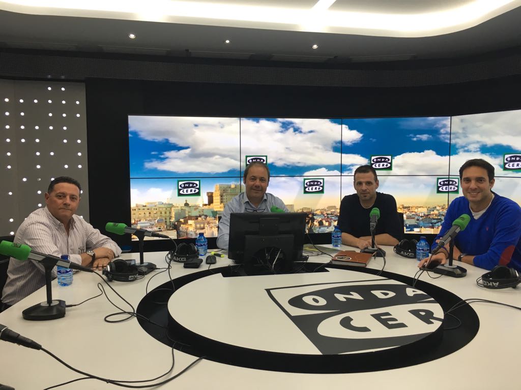 Policías y Guardias Civiles piden la equiparación de los salarios entre los cuerpos de seguridad Policías y Guardias Civiles piden la equiparación de los salarios entre los cuerpos de seguridad