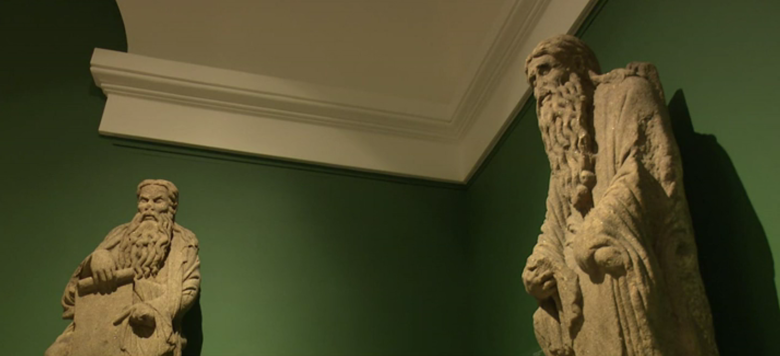 El Supremo obliga a la familia Franco a devolver las estatuas del Pórtico de la Gloria El Supremo obliga a la familia Franco a devolver las estatuas del Pórtico de la Gloria