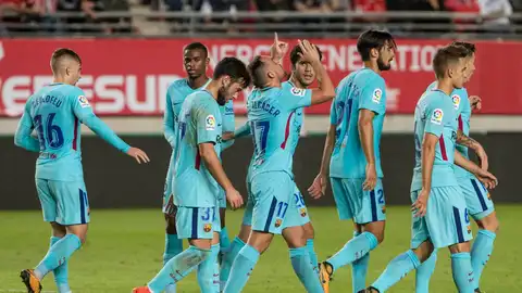 Los jugadores del Barcelona celebran un gol Los jugadores del Barcelona celebran un gol