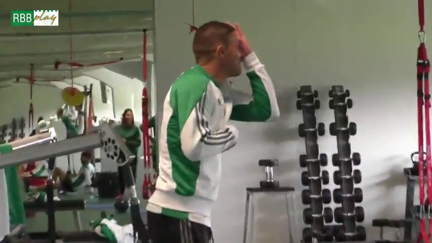 ¿Alejandro Sanz o Marc Anthony? Joaquín despliega todo su arte en el gimnasio ¿Alejandro Sanz o Marc Anthony? Joaquín despliega todo su arte en el gimnasio