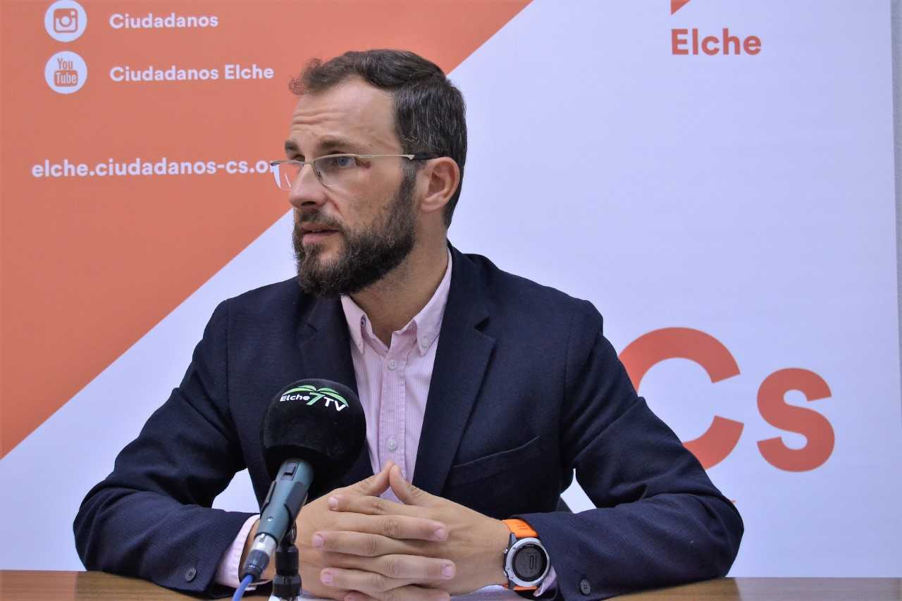 C’s Elche plantea un convenio para que estudiantes de educación física de la UMH impartan talleres deportivos para el ayuntamiento C’s Elche plantea un convenio para que estudiantes de educación física de la UMH impartan talleres deportivos para el ayuntamiento