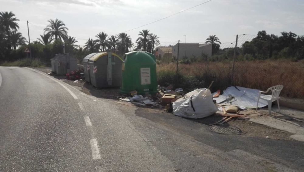 Punto de recogida de residuos del Camí del Bolo de Elche