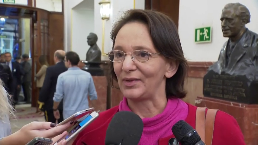 Bescansa: "Me gustaría un Podemos que le hablase más a España y no solo a los independentistas" Bescansa: "Me gustaría un Podemos que le hablase más a España y no solo a los independentistas"