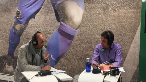 Antonio Calder&oacute;n, entrenador del Fuenlabrada, junto a Jos&eacute; Ram&oacute;n de La Morena