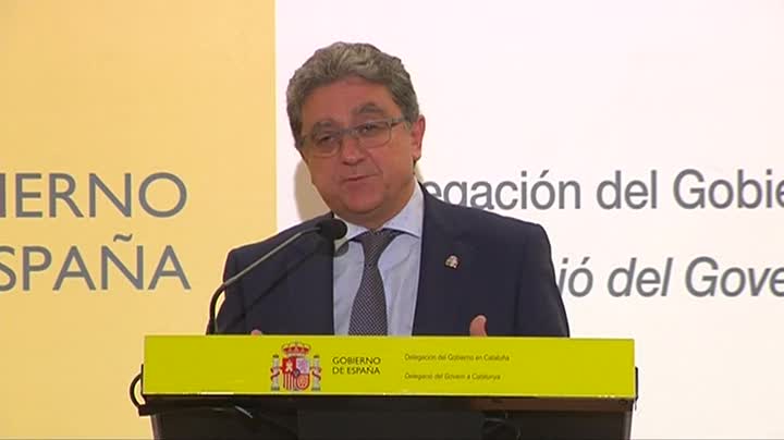 El Gobierno suprime tres organismos de autogobierno y cesa a los delegados territoriales El Gobierno suprime tres organismos de autogobierno y cesa a los delegados territoriales