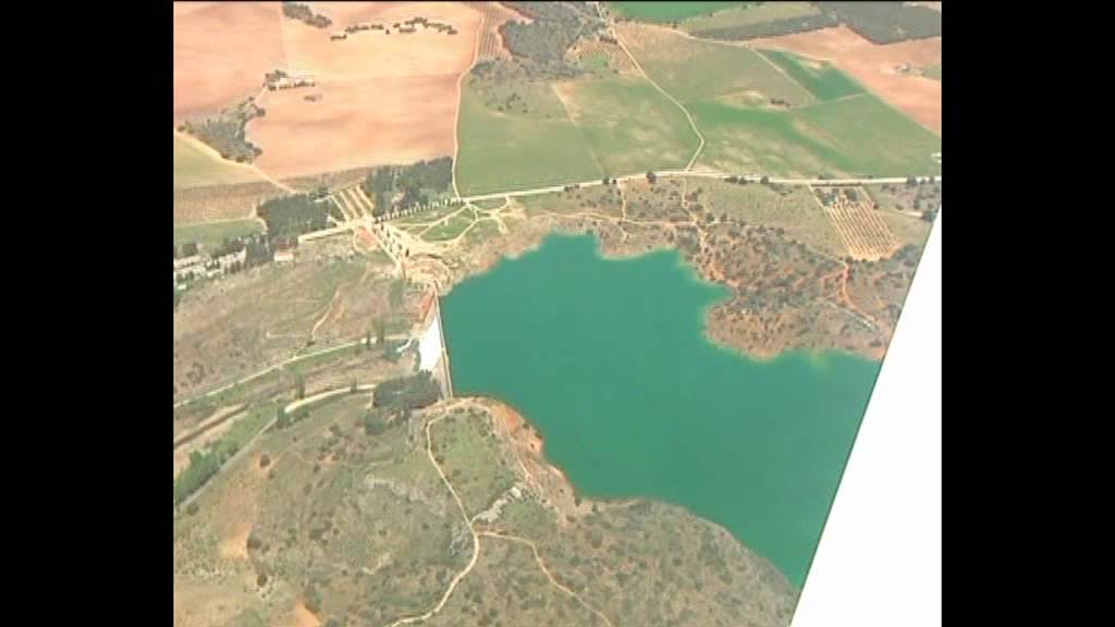 El Acuífero 23 sigue vaciándose y la CHG estudiará limitar los riegos El Acuífero 23 sigue vaciándose y la CHG estudiará limitar los riegos