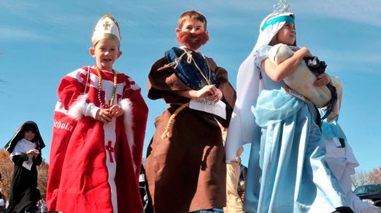 La Iglesia homenajea este miércoles a todos los santos e invita a los niños a disfrazarse de su favorito La Iglesia homenajea este miércoles a todos los santos e invita a los niños a disfrazarse de su favorito