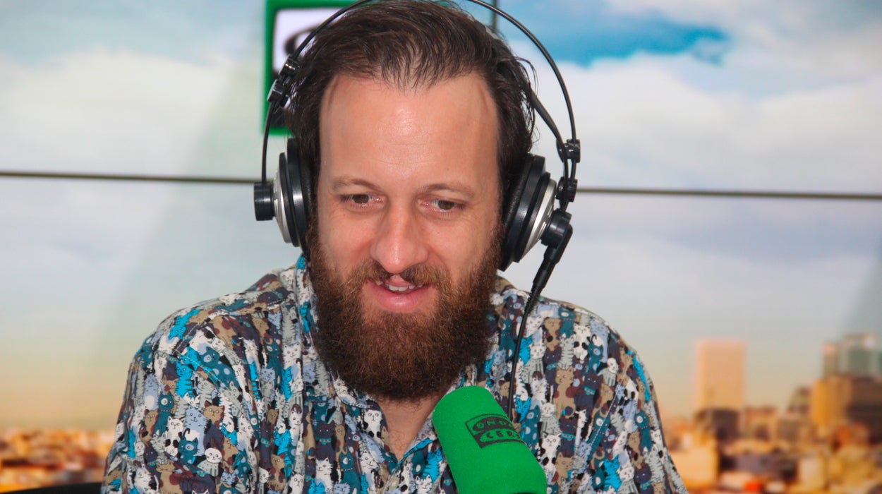 Edu Soto: "En 'Smoking room' te ríes por cosas muy duras y sucias del ser humano" Edu Soto: "En 'Smoking room' te ríes por cosas muy duras y sucias del ser humano"