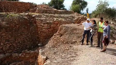 Almassora halla nuevos restos de cerámica y huesos en el Torrelló. PATRIMONIO
