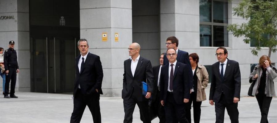 Llegada de Romeva, Rull y Turull Llegada de Romeva, Rull y Turull