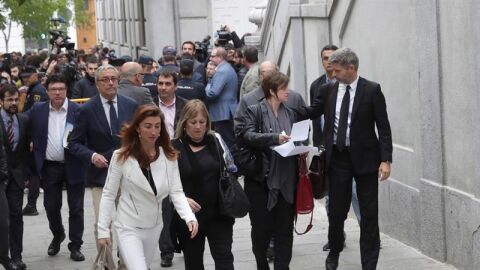 Llegada al Supremo de miembros de la Mesa del Parlament