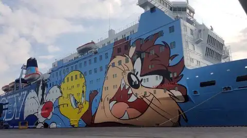 El barco en el que estuvieron alojados la Policía Nacional El barco en el que estuvieron alojados la Policía Nacional