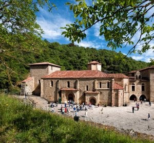El perfil de Turismo de Cantabria nos invita a “descubrir el Camino Lebaniego” y su final en Santo Toribio El perfil de Turismo de Cantabria nos invita a “descubrir el Camino Lebaniego” y su final en Santo Toribio