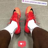 Dembelé se calza las botas de fútbol por primera vez tras su lesión